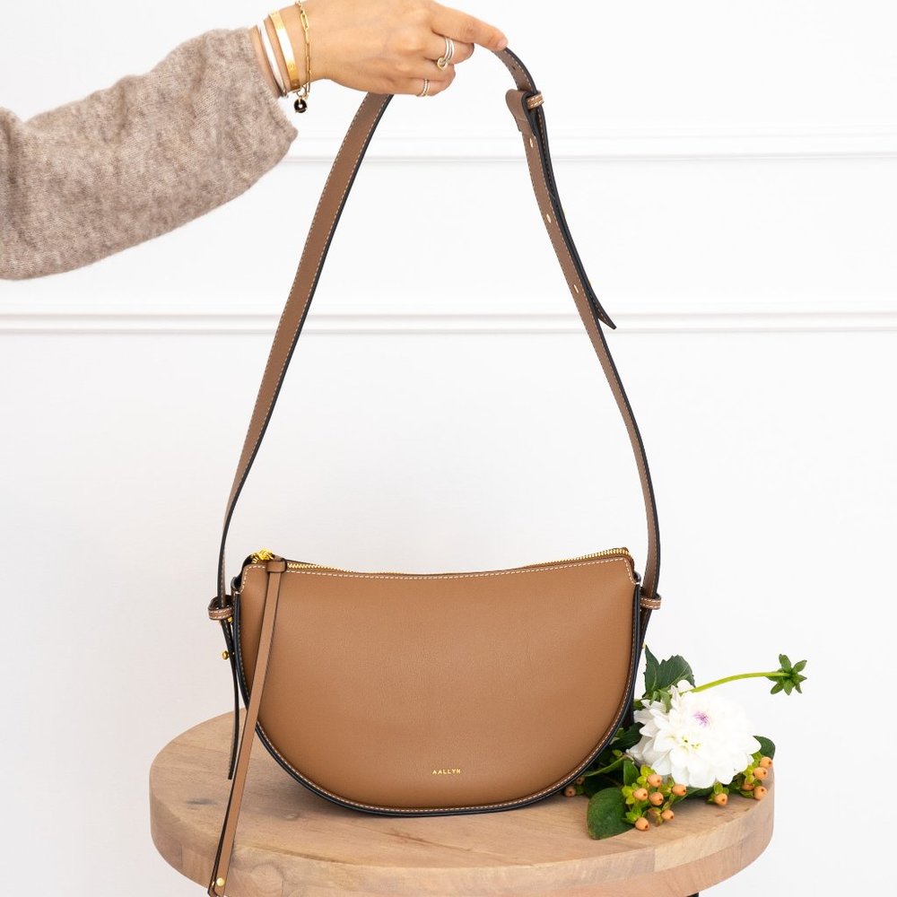 (AALLYN) Elara Leather Convertible Bag - Tobacco - Picture 2 of 9